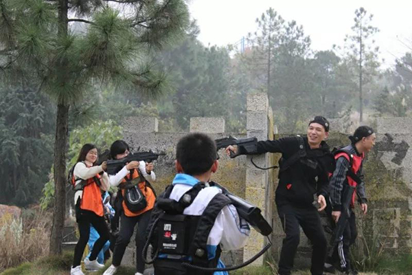湖南華億生態(tài)農(nóng)業(yè)發(fā)展有限責(zé)任公司,株洲農(nóng)家樂(lè),湖南戶(hù)外拓展,株洲哪里好玩,自助燒烤,露營(yíng),會(huì)議團(tuán)體接待